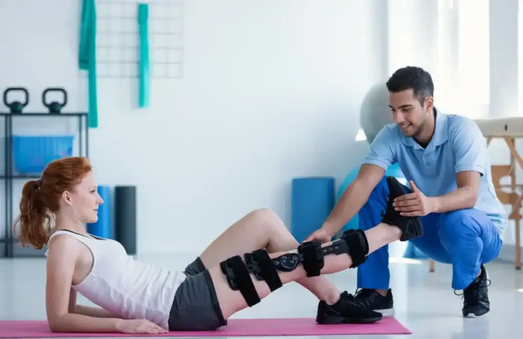 Debunking Meal Timing Myths: The Truth About Muscle Recovery 1 Woman having treatment to help muscle recovery Northwood after an injury